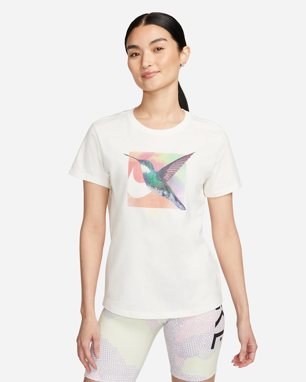 Nike Sportswear 女款 T 恤 - Sail