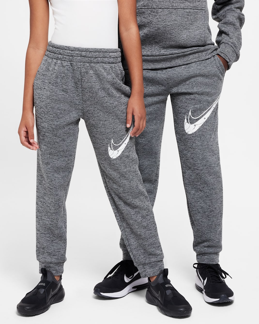 Nike Multi Stain Repel Big Kids' Therma-FIT Joggers - Black/Light Smoke Grey/Heather/White