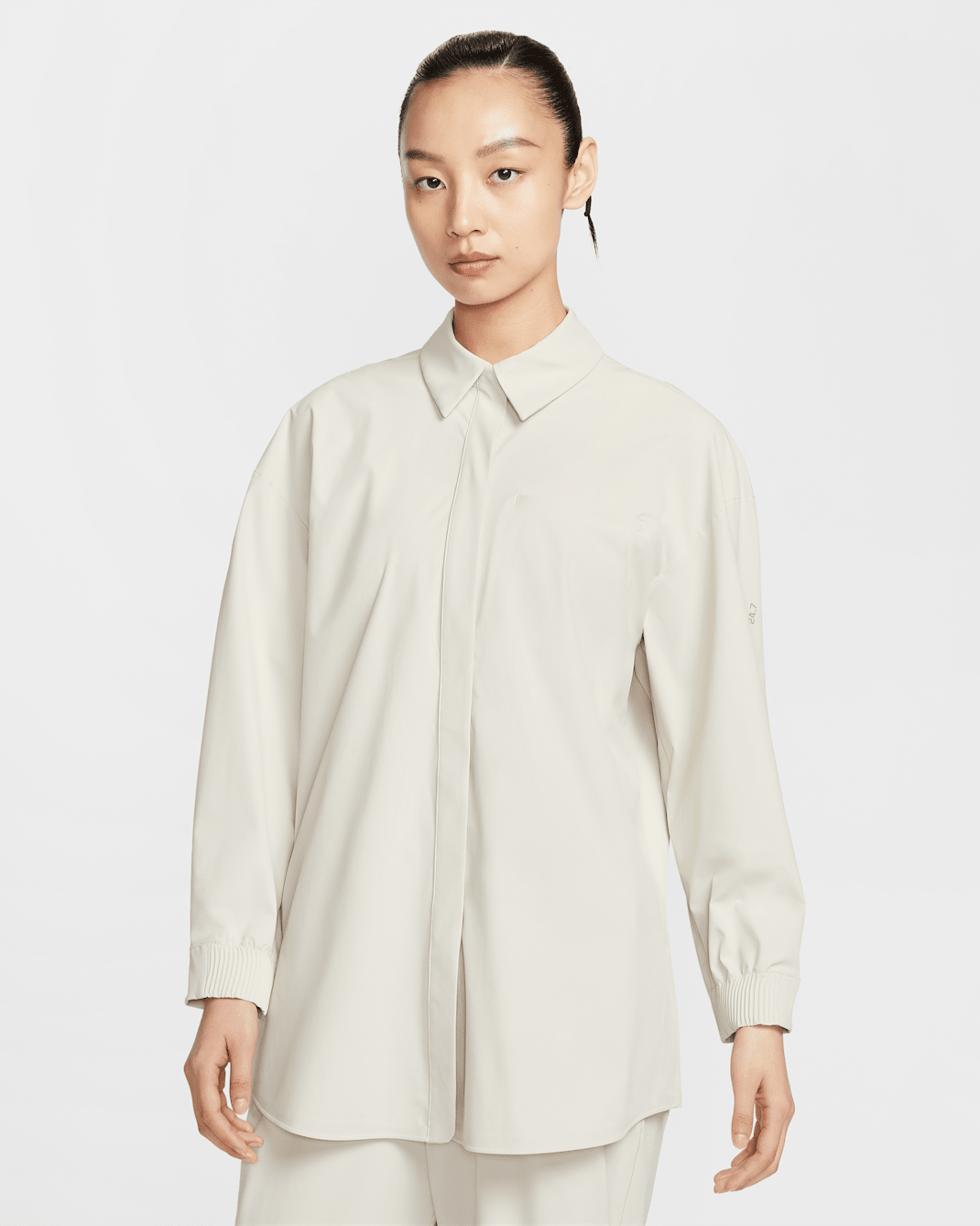 Nike 24.7 PerfectStretch 女款 Dri-FIT 寬版長袖上衣 - Light Orewood Brown/Light Iron Ore