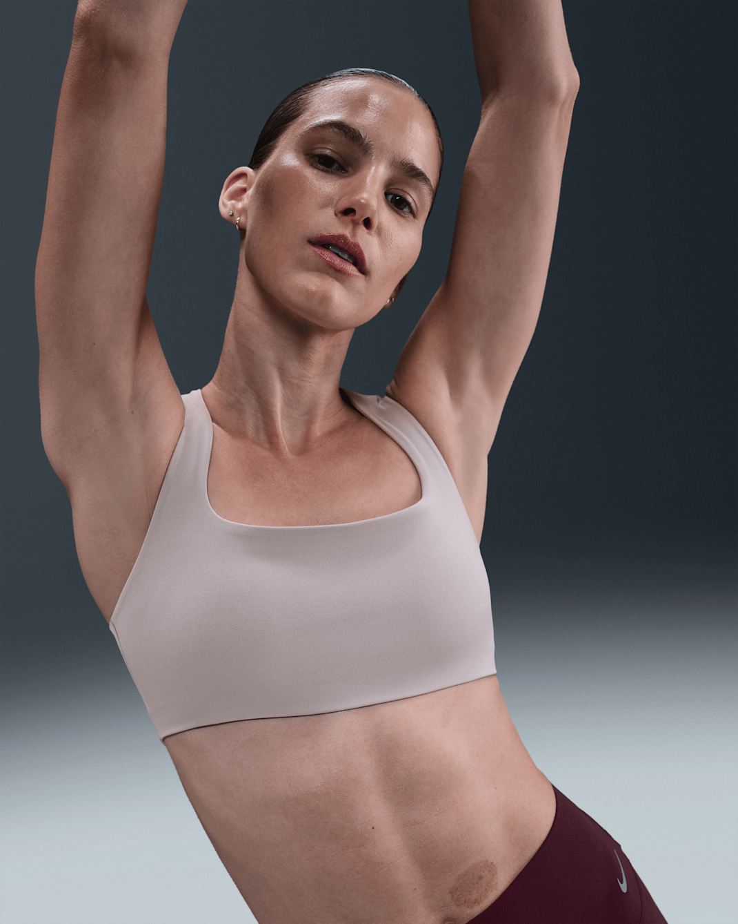 Nike Zenvy Women's Light-Support Lightly Lined Sports Bra - College Grey/White