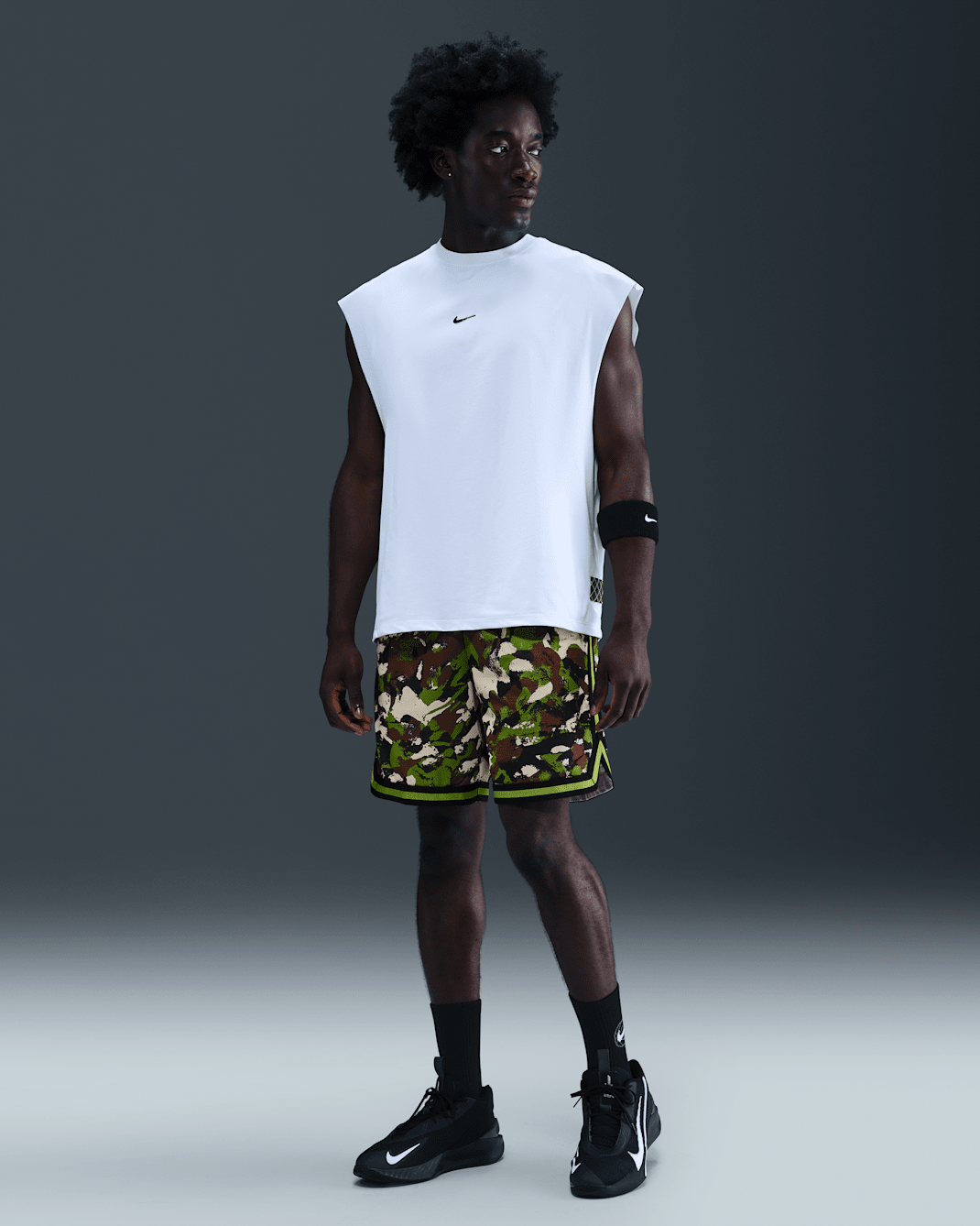 Nike DNA Men's Dri-FIT Basketball Shorts - Chlorophyll/Black