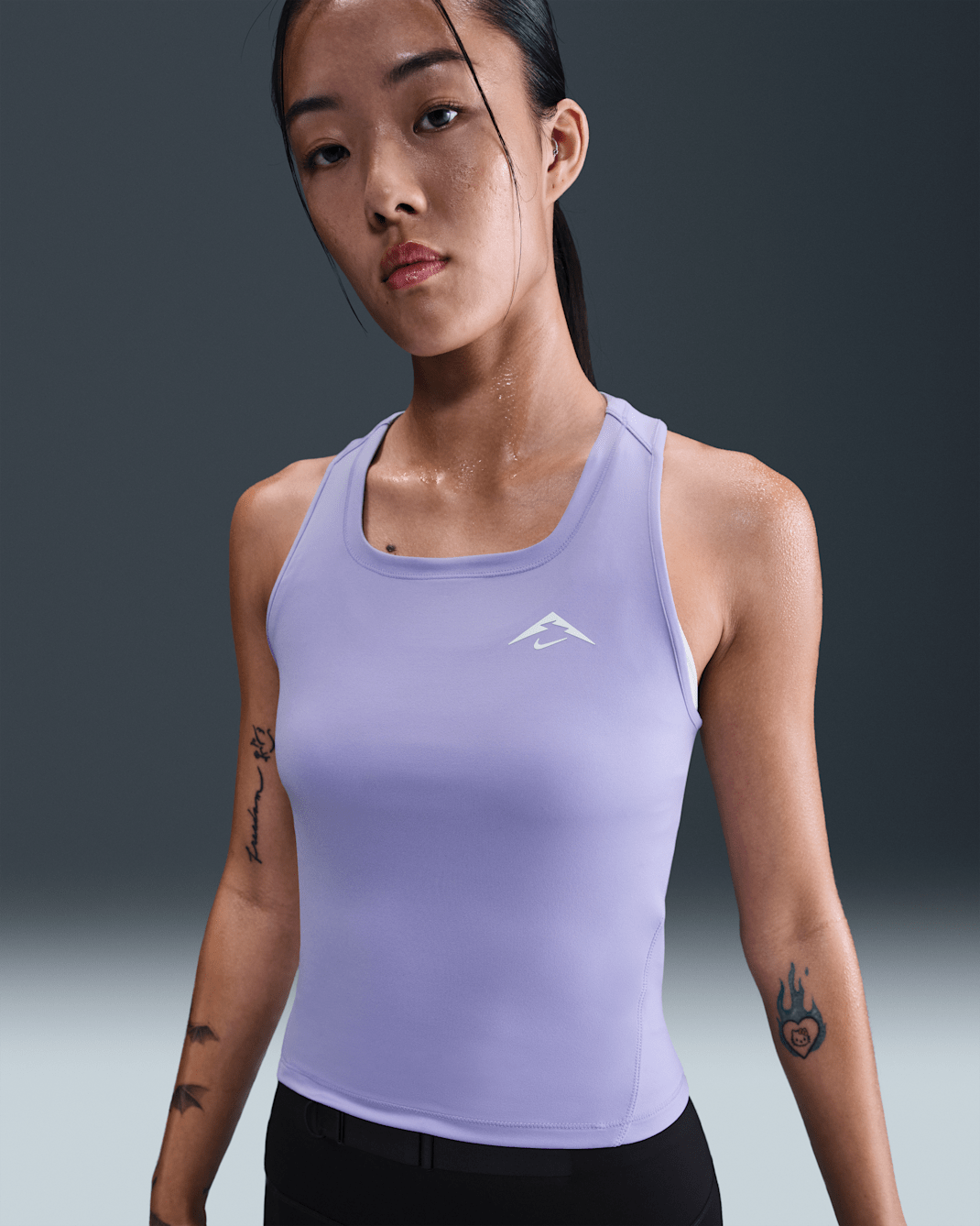 ナイキ トレイル ウィメンズ Dri-FIT ランニングタンクトップ - ライラックアイス/サミットホワイト