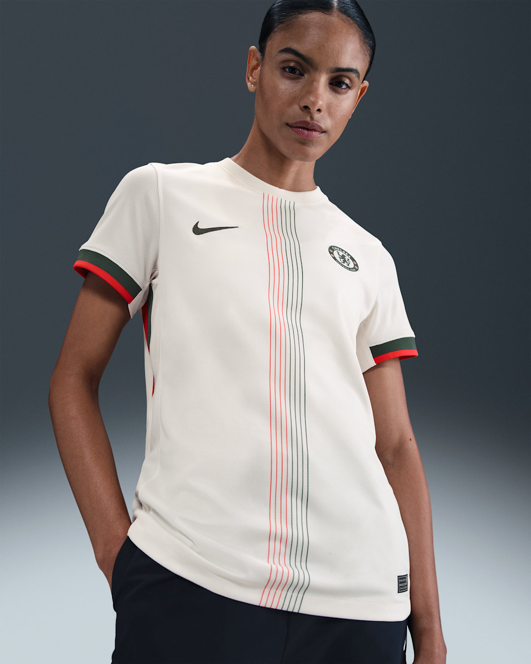 Chelsea FC 2025/26 Stadyum Deplasman Nike Dri-FIT Kadın Futbol Taraftar Forması - Phantom/Speed Red/Galactic Jade/Galactic Jade