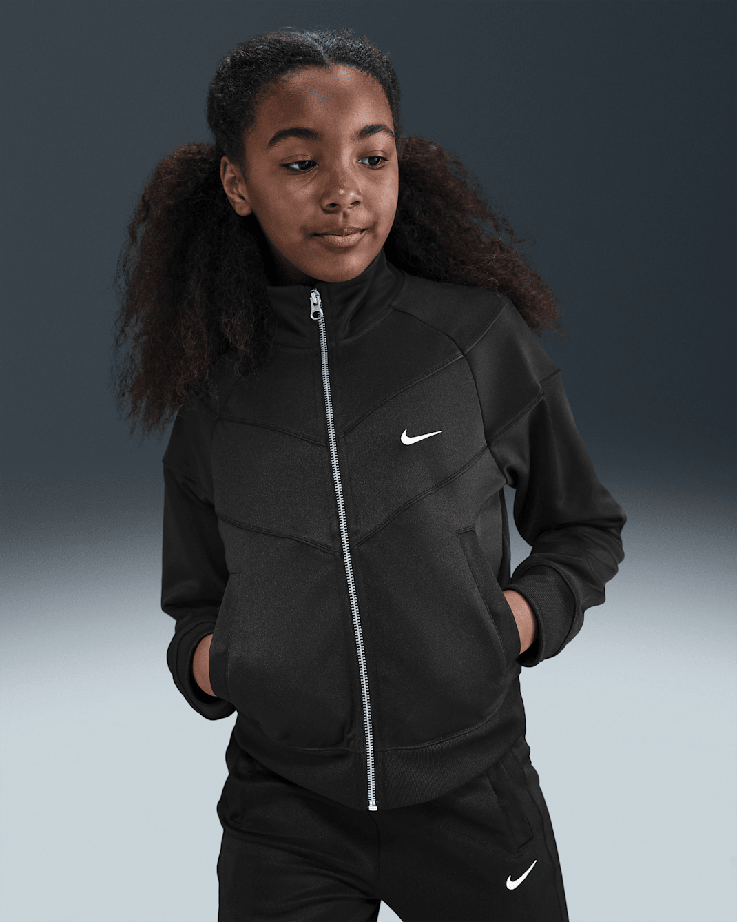Nike Sportswear Trainingsjacke aus Strickmaterial (ältere Kinder, Mädchen) - Schwarz/Schwarz/Weiß