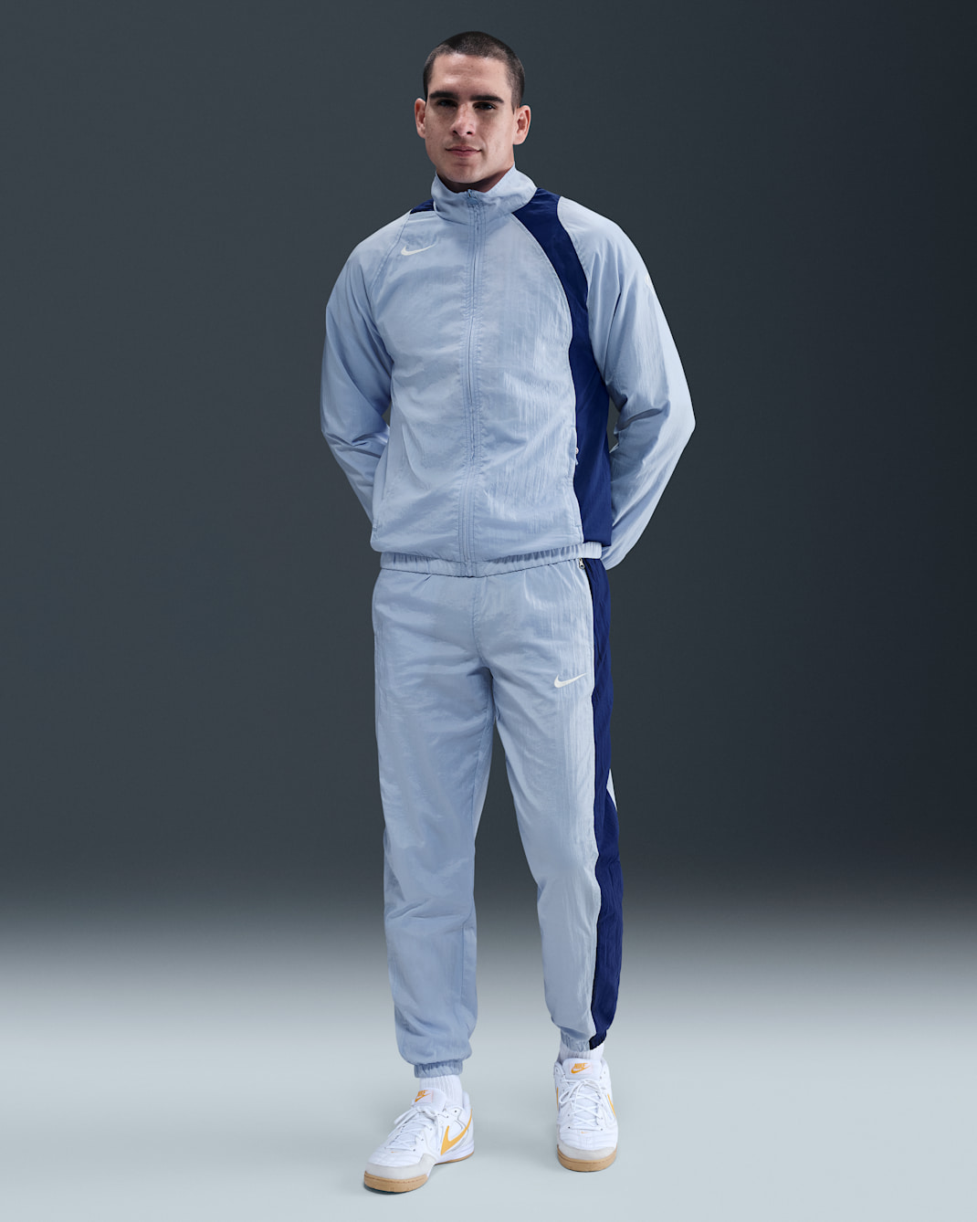 Pants deportivos de fútbol Repel para hombre Nike Total 90 - Aluminio/Azul vacío/Vela