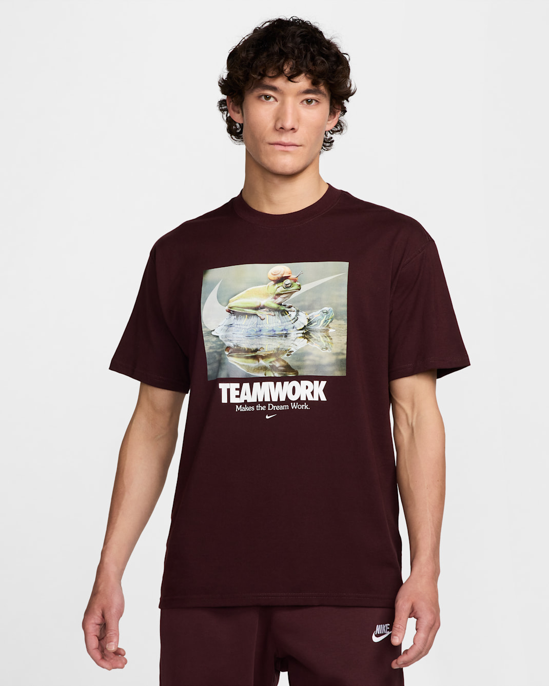 Nike Sportswear Men's Max90 T-Shirt - Burgundy Crush