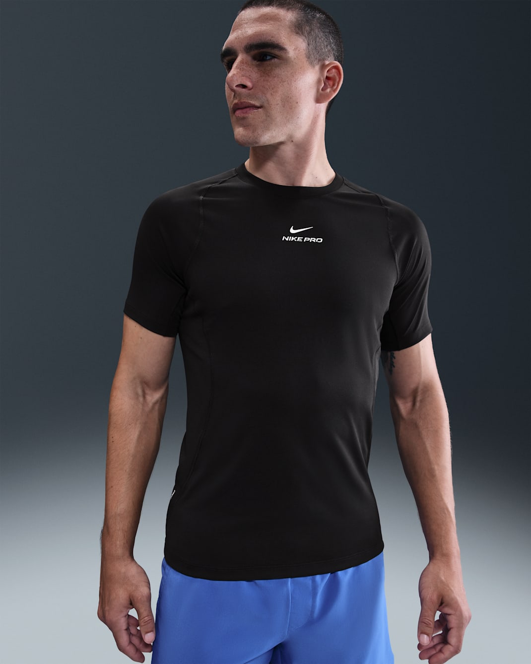 Nike Pro Training Dri-FIT Kurzarmshirt (Herren) - Schwarz/Weiß
