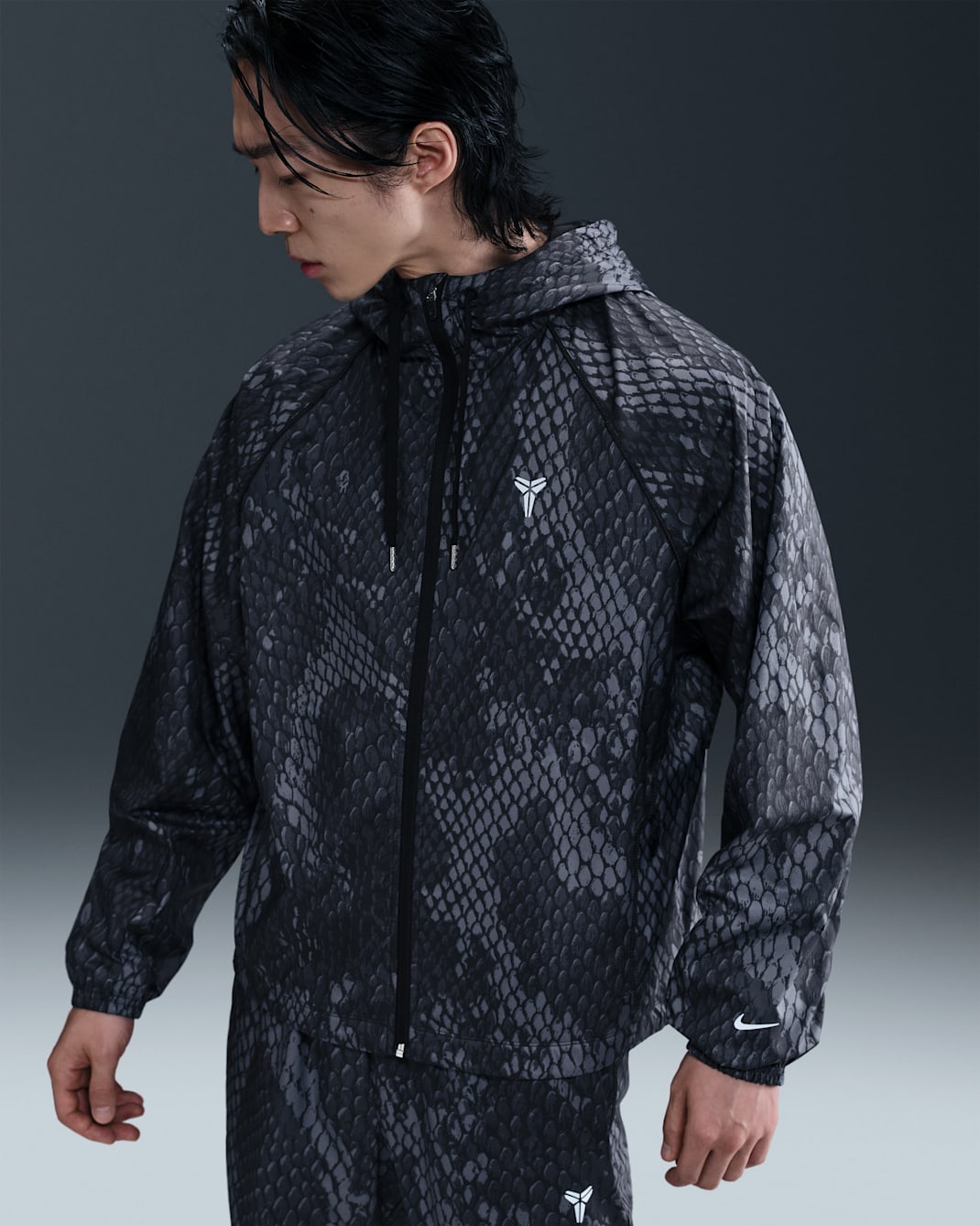 เสื้อแจ็คเก็ตผู้ชายแบบทอ Kobe - ดำ