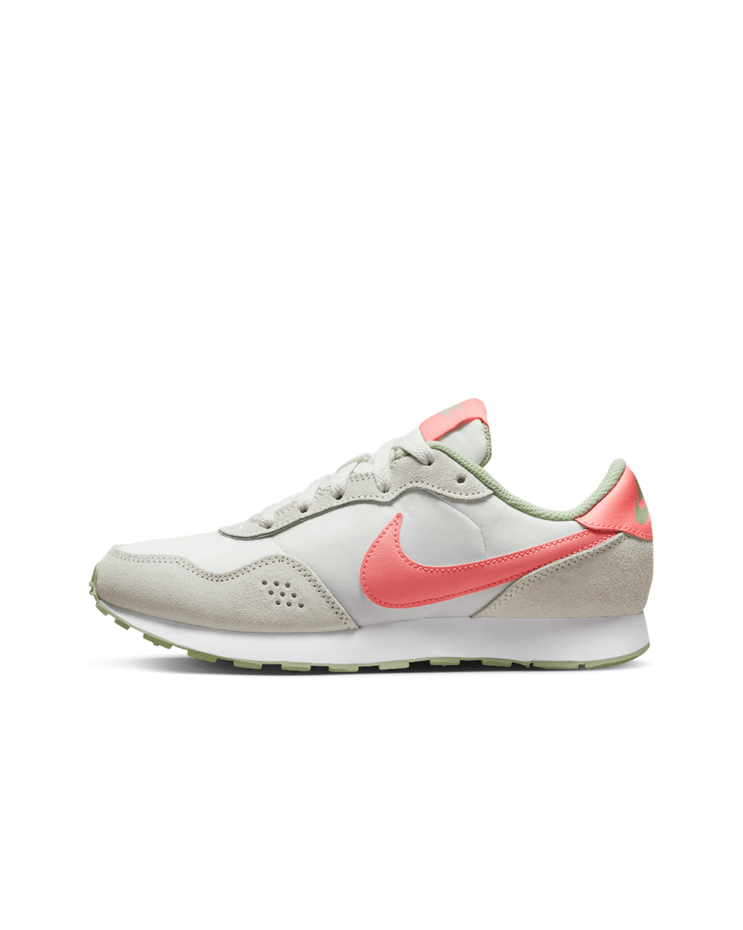 Nike MD Valiant Older Kids' Shoe - Summit White/Honeydew/Pink Gaze