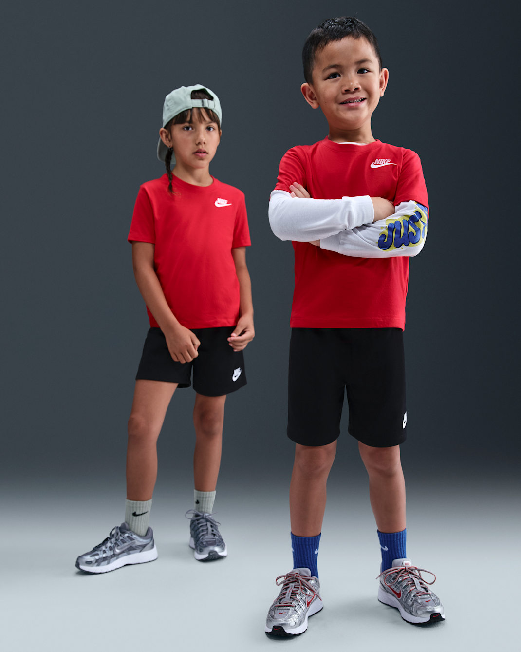 Conjunto de 2 piezas con shorts de tejido Knit Club para niños talla pequeña Nike - Rojo universitario/Negro