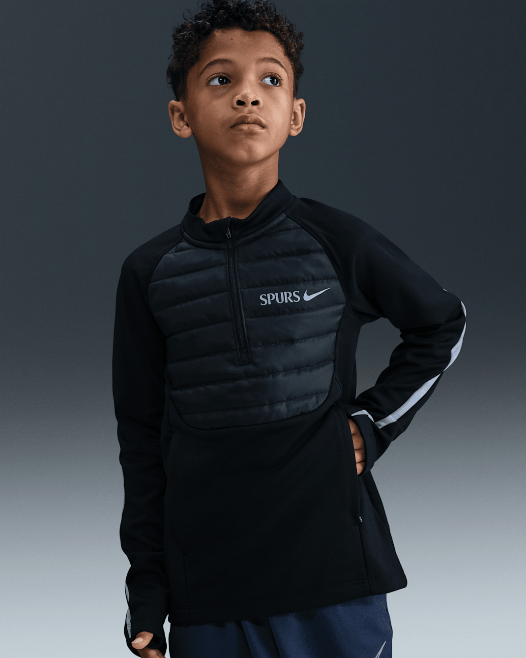 Tottenham Hotspur Academy Winter Warrior Nike Therma-FIT voetbaltrainingstop voor kids - Zwart/Ashen Slate/Ashen Slate