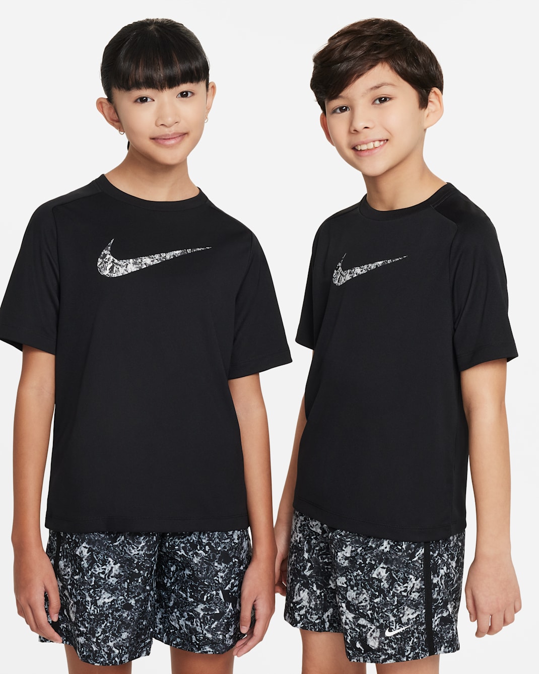 Nike Multi Older Kids' Dri-FIT Short-Sleeve Top - Black