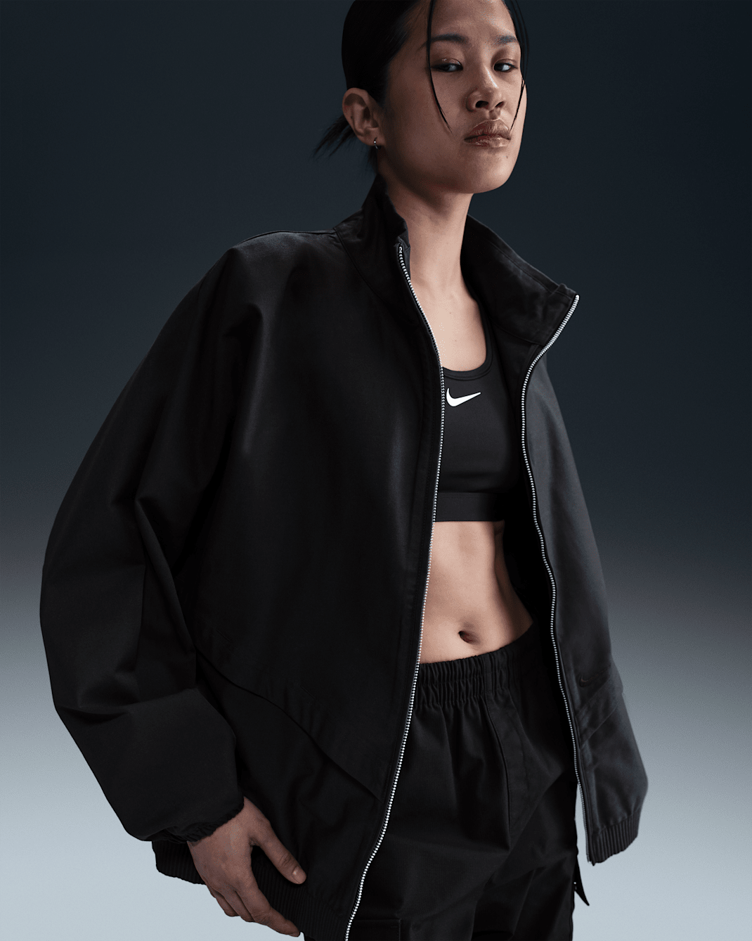 Casaco de sarja folgado Windrunner Nike Sportswear Collection para mulher - Preto/Preto/Castanho Velvet