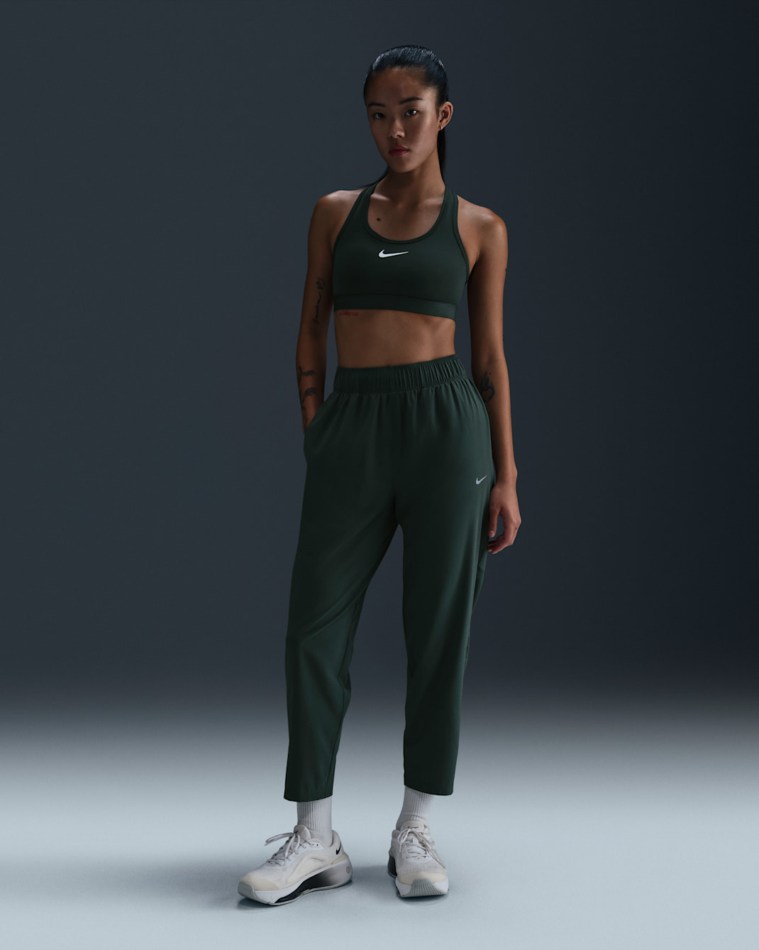 나이키 드라이 핏 패스트 여성 미드라이즈 7/8 러닝 팬츠 - 빈티지 그린