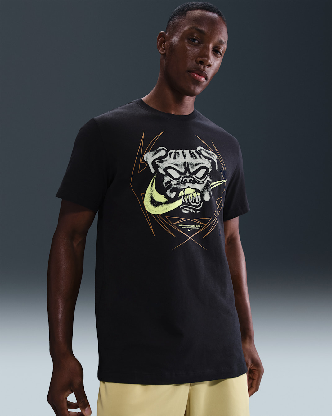 Nike Men's Training T-Shirt - Black