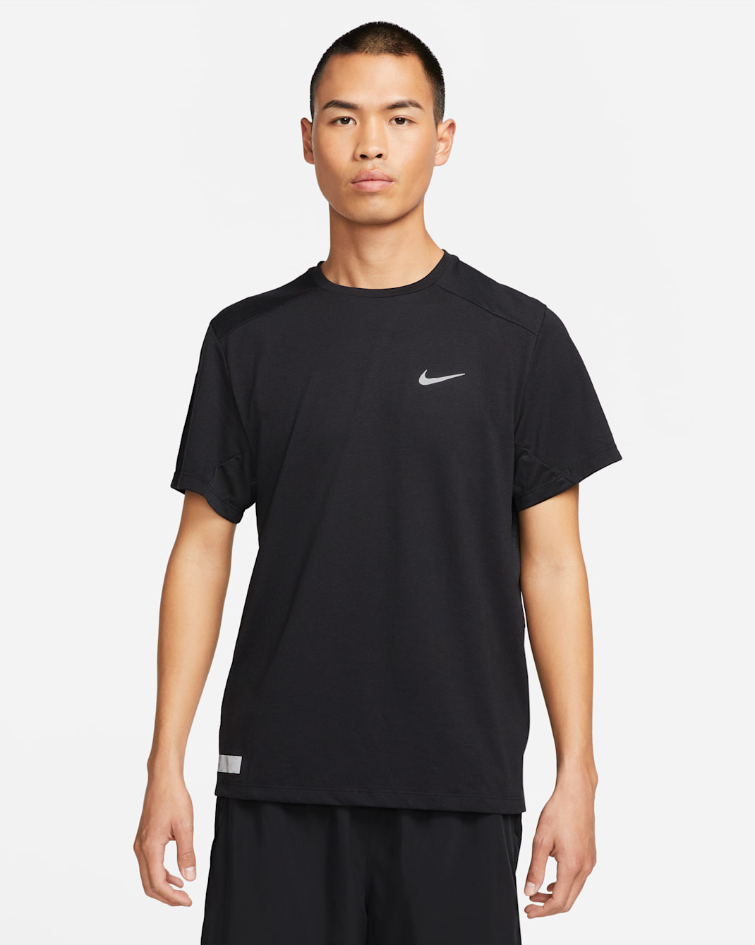 Nike Dri-FIT Run Division Rise 365 Men's Short-Sleeve Running Top - Black