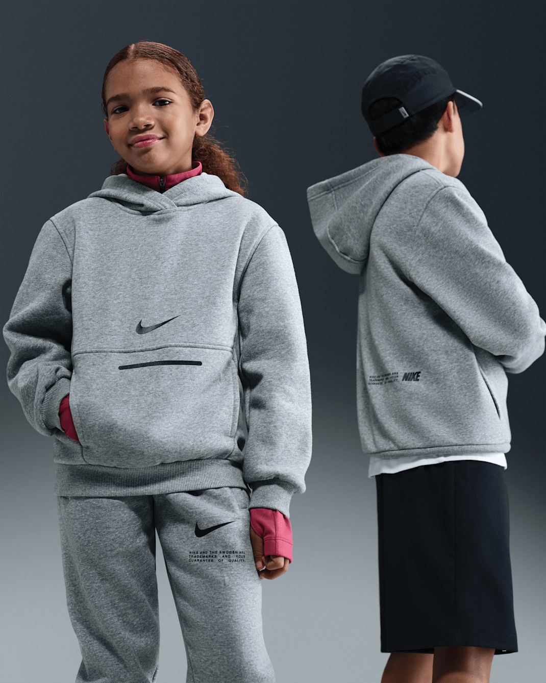 Μπλούζα με κουκούλα Nike Sportswear Club Fleece για μεγάλα παιδιά - Dark Grey Heather/Μαύρο