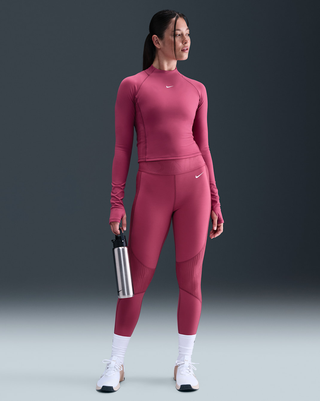 Nike Pro-leggings med høj talje til kvinder - Sweet Beet/hvid