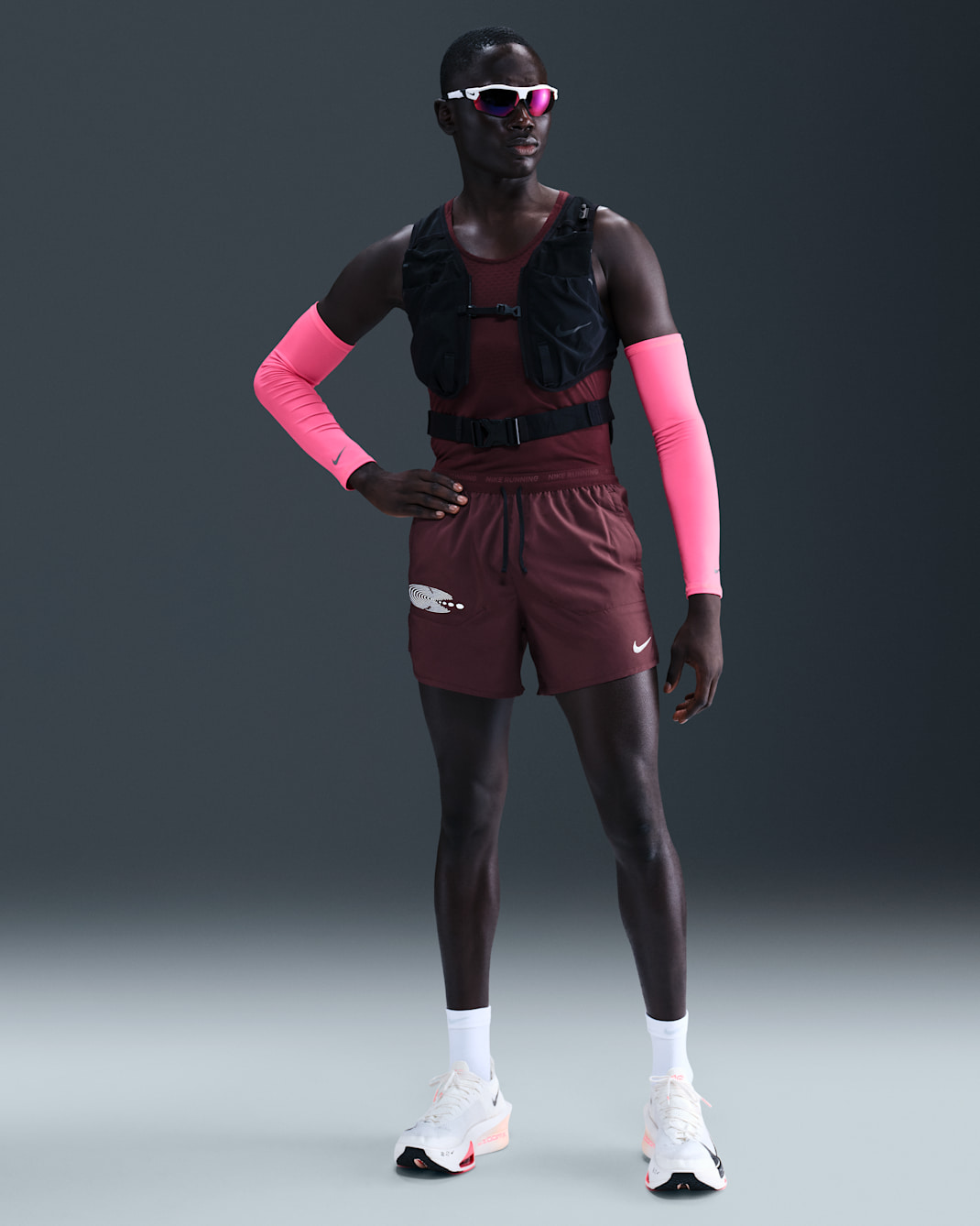 Nike Stride Men's Dri-FIT 13cm (approx.) Brief-Lined Running Shorts - Burgundy Crush
