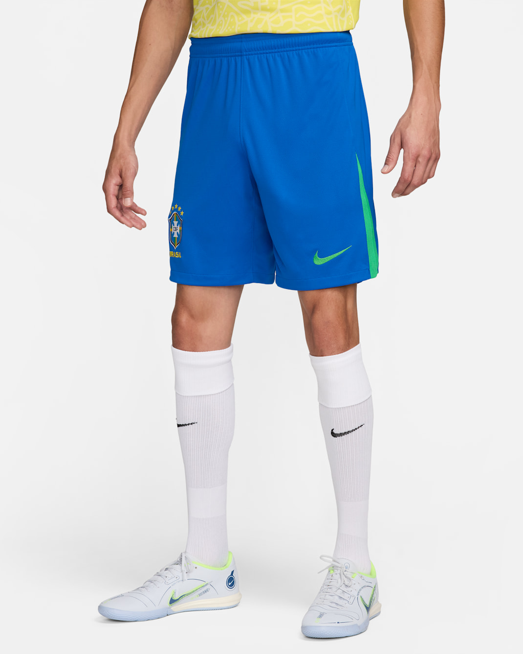 Shorts de fútbol Nike Dri-FIT replica de Brasil local 2024 Stadium para hombre - Vuelo/Verde chispa