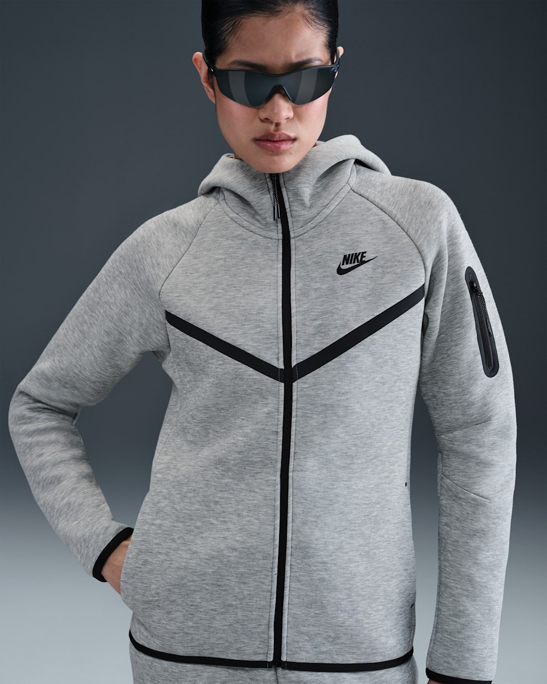 나이키 스포츠웨어 테크 플리스 윈드러너 여성 풀집 후디 - 다크 그레이 헤더/블랙