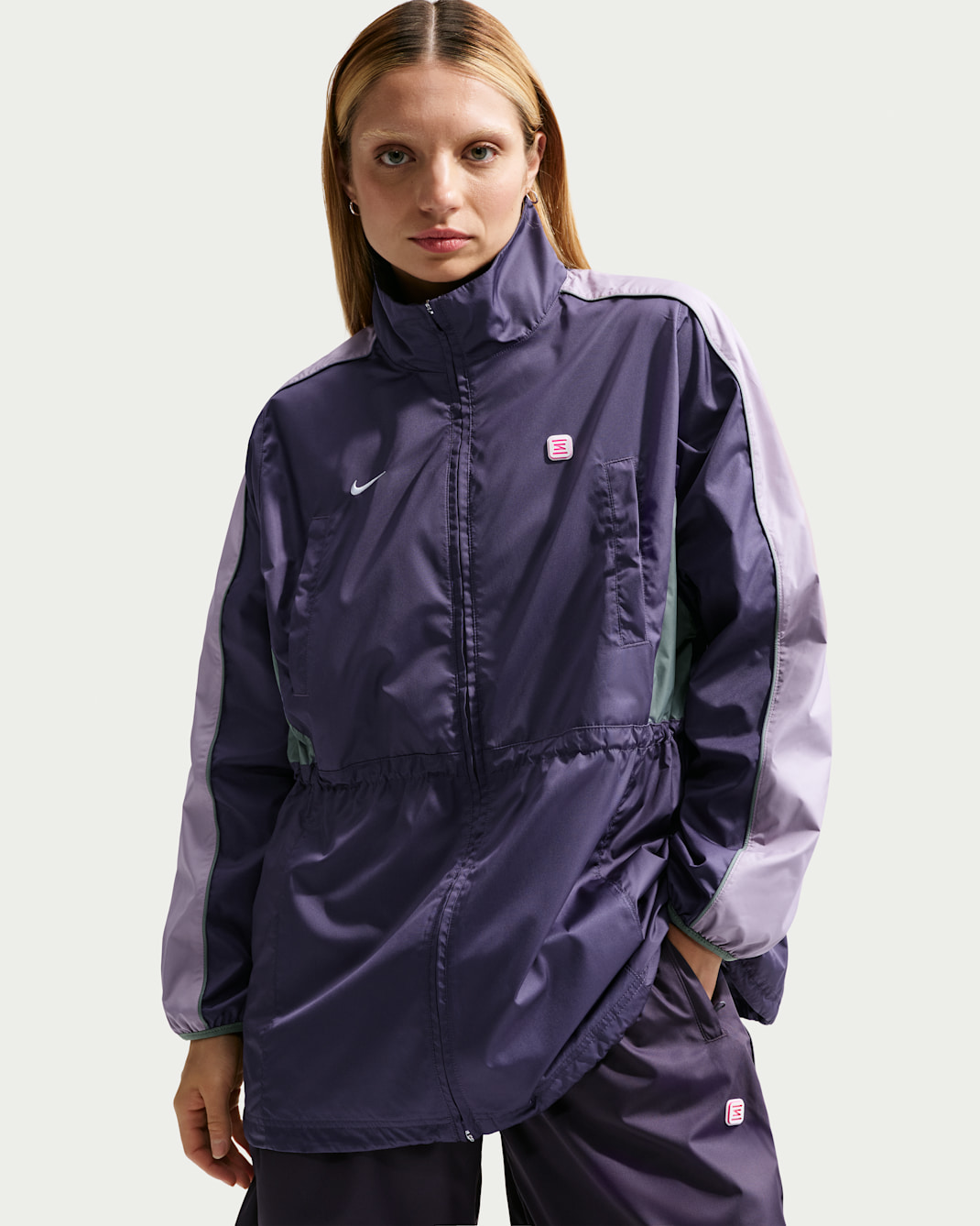 Nike Sportswear Shox Geweven damesjack - Dark Raisin/Light Violet Ore/Smoke Grey