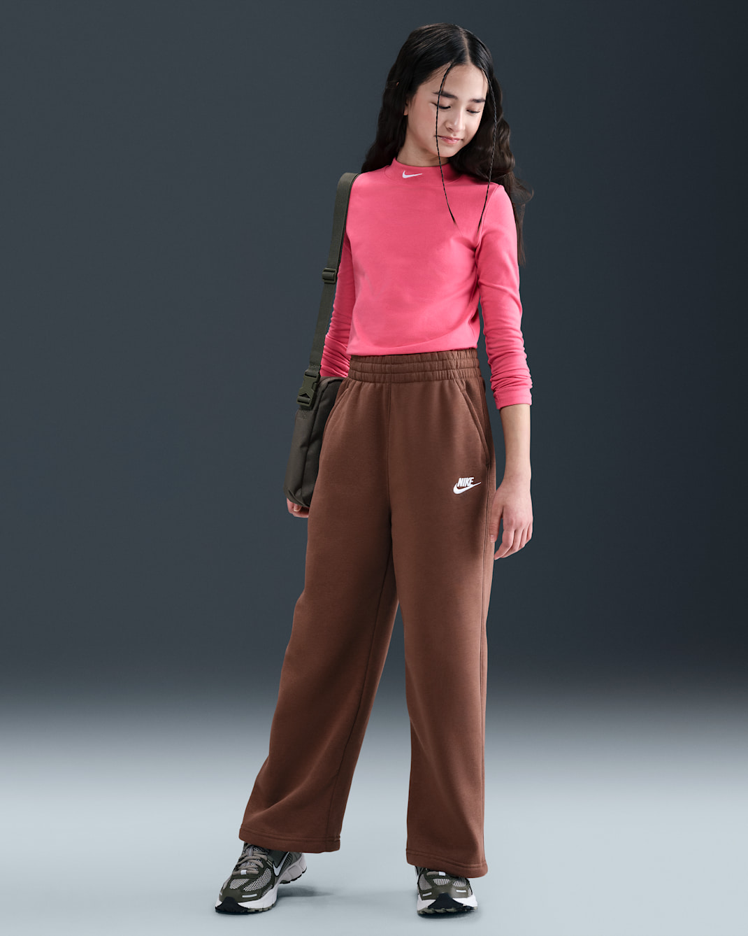 Pants de pierna ancha para niña Nike Sportswear Club Fleece - Marrón fauna/Marrón fauna/Blanco