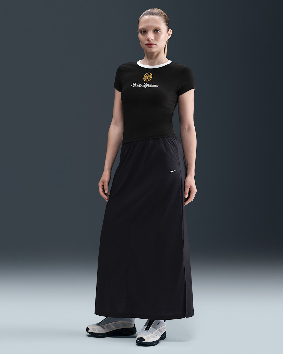 Jupe tissée ample Nike Sportswear Chill Poplin pour femme - Noir/Sail
