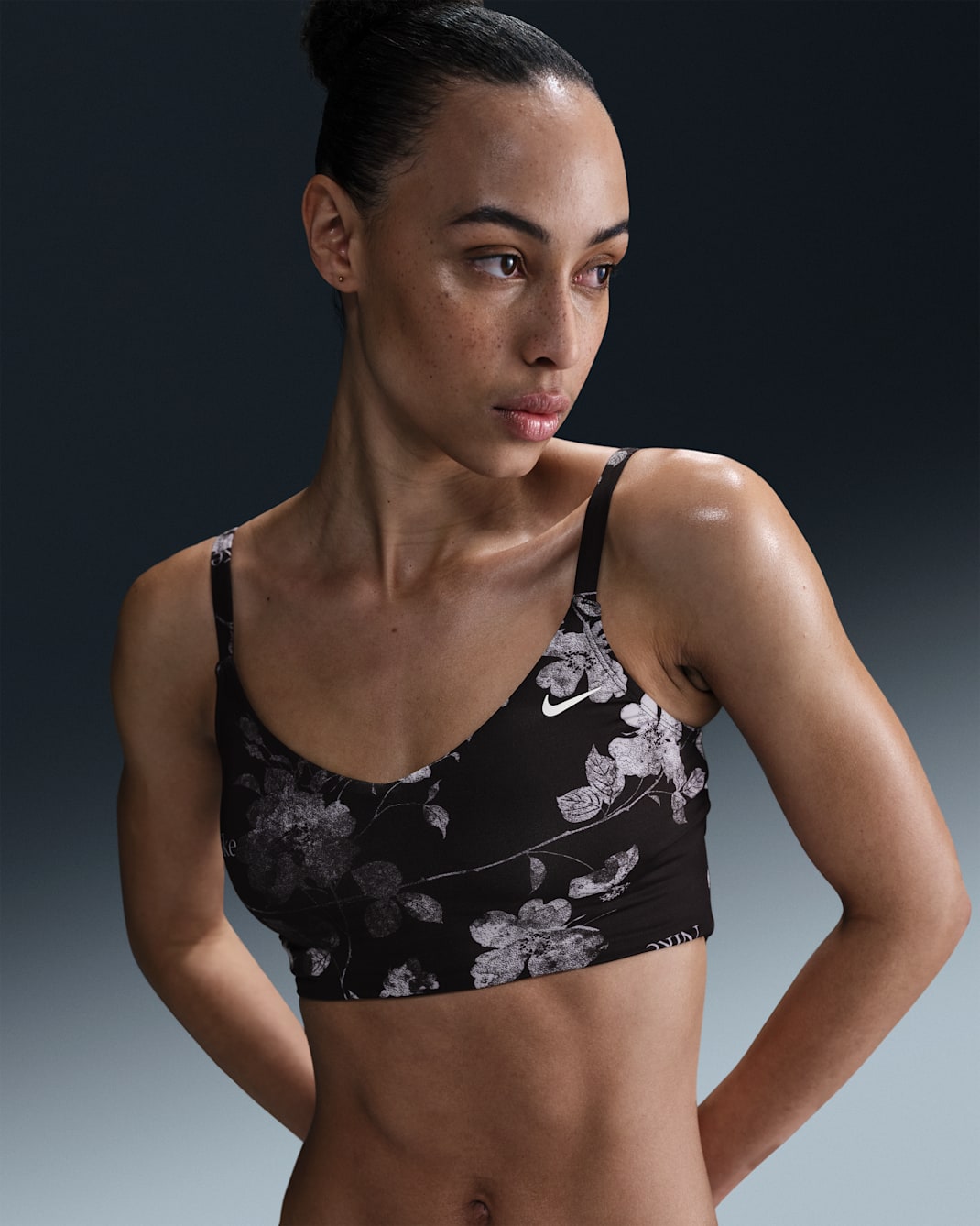 Nike Swim Women's V-Neck Midkini - Black