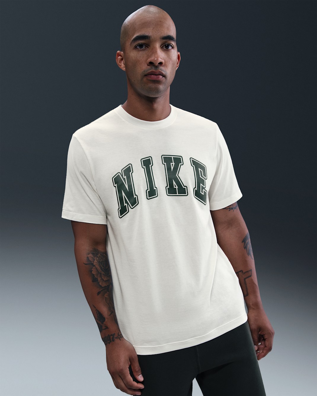 Nike Sportswear Men's T-Shirt - Sail