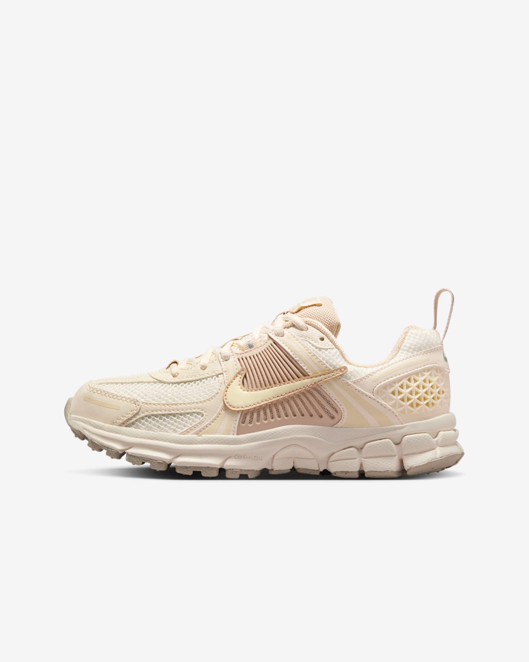 Chaussure Nike Vomero 5 pour ado avec motifs réfléchissants - Pale Ivory/Pale Ivory/Sanddrift/Pale Ivory