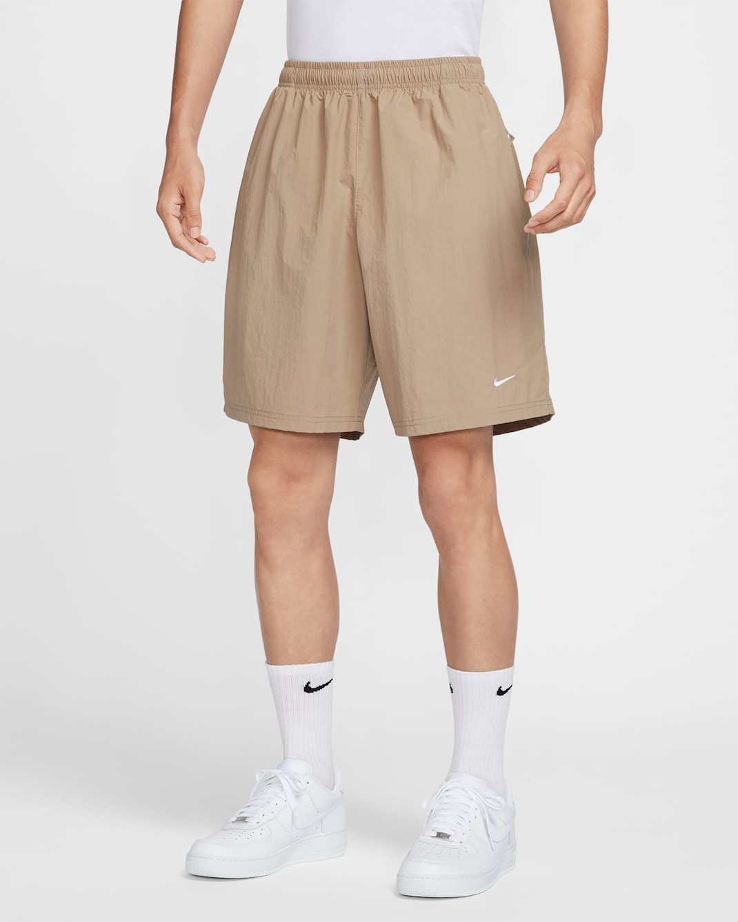 Nike Solo Swoosh Men's Woven Shorts - Khaki/White