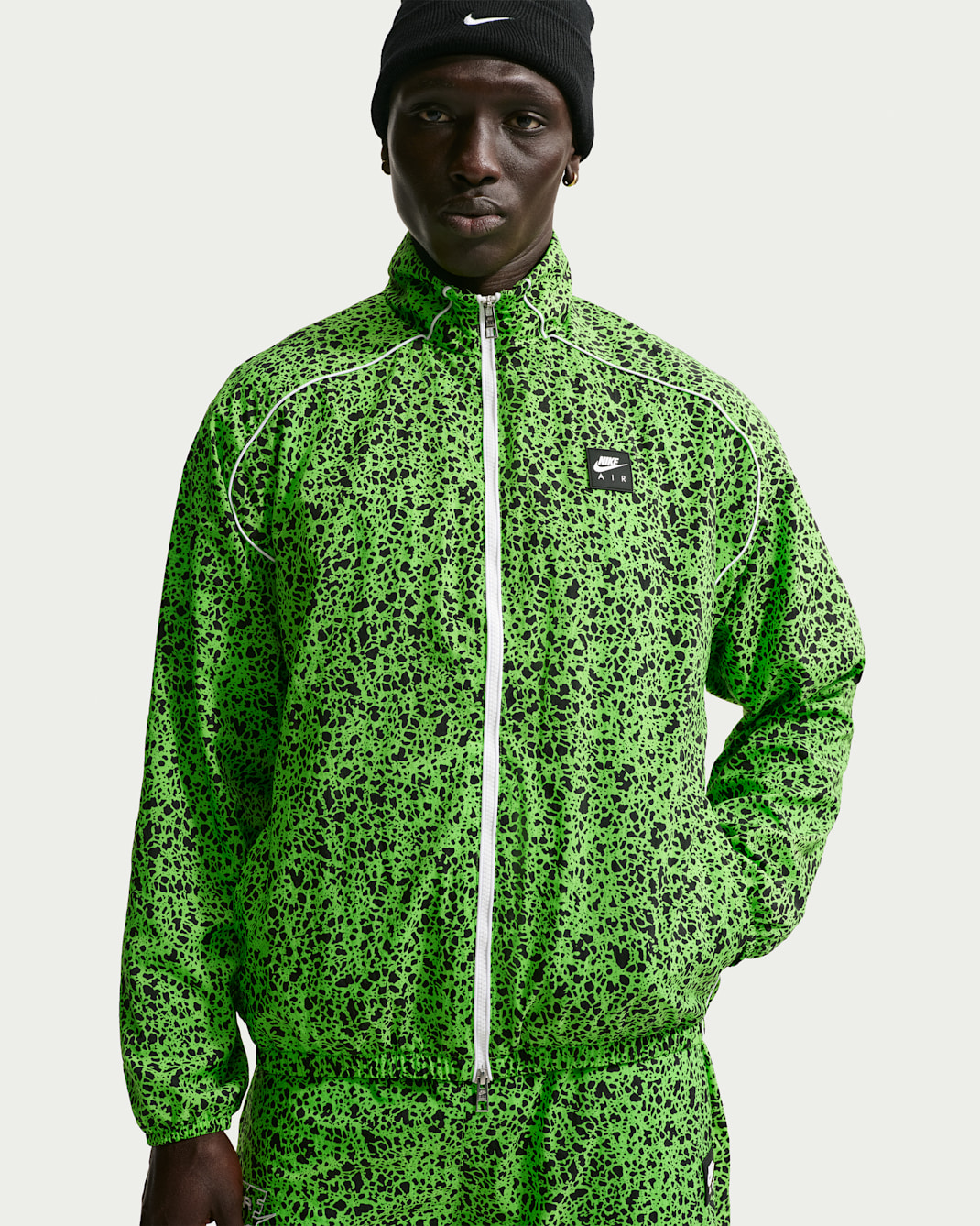 Nike Air Men's Woven Jacket - Mean Green