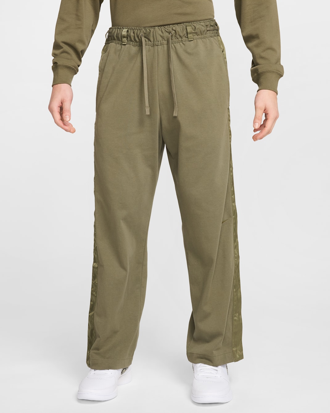 Devin Booker Men's Dri-FIT Pants - Medium Olive
