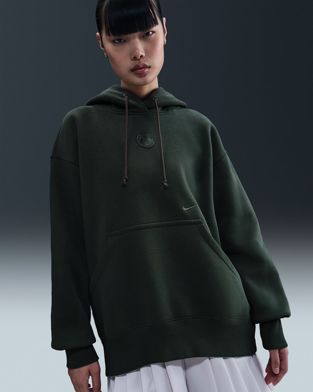 Chelsea FC Phoenix Fleece Nike Football ekstra stor fleecehettegenser til dame - Outdoor Green/Outdoor Green