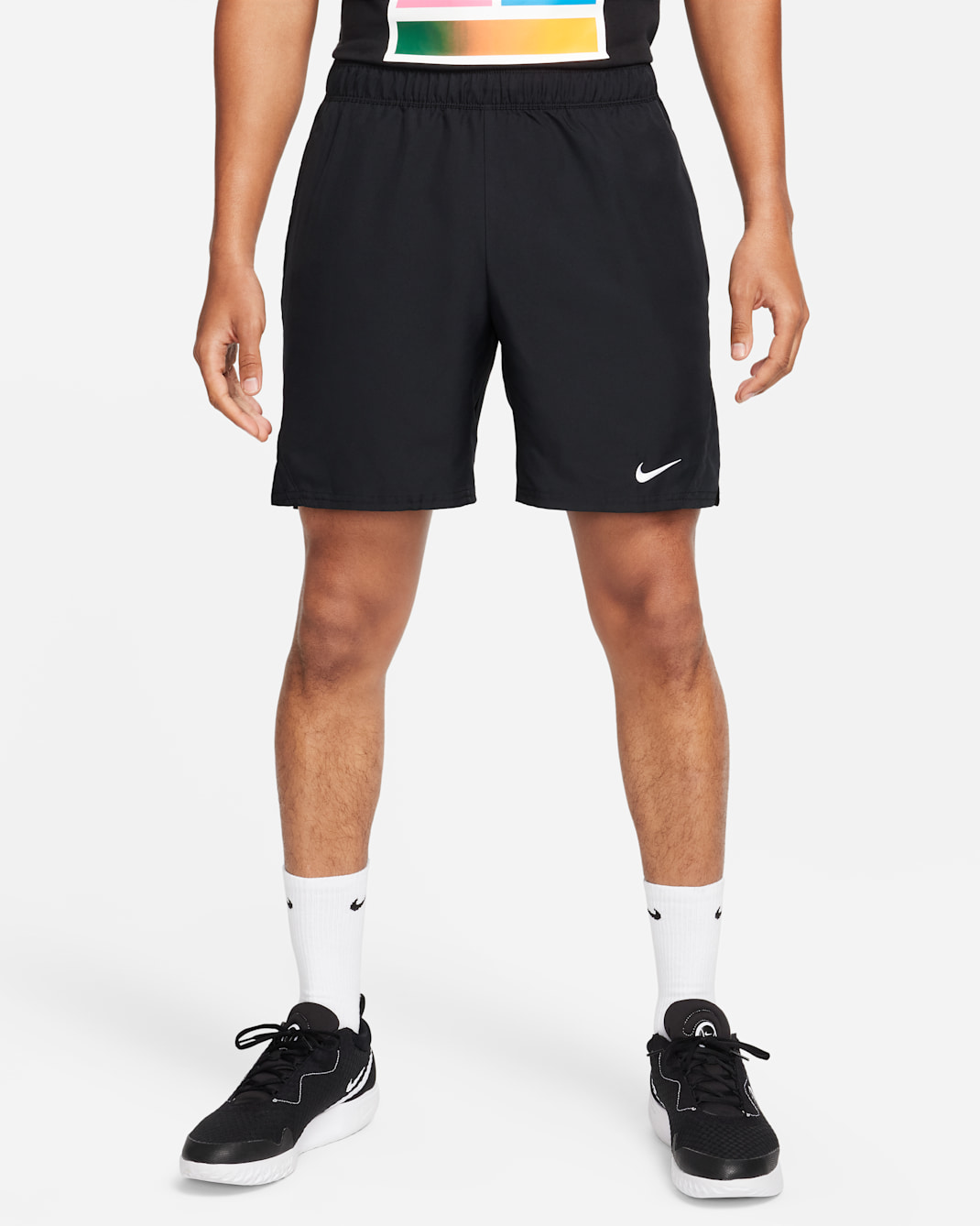 Męskie spodenki tenisowe Dri-FIT NikeCourt Victory 18 cm - Czerń/Biel