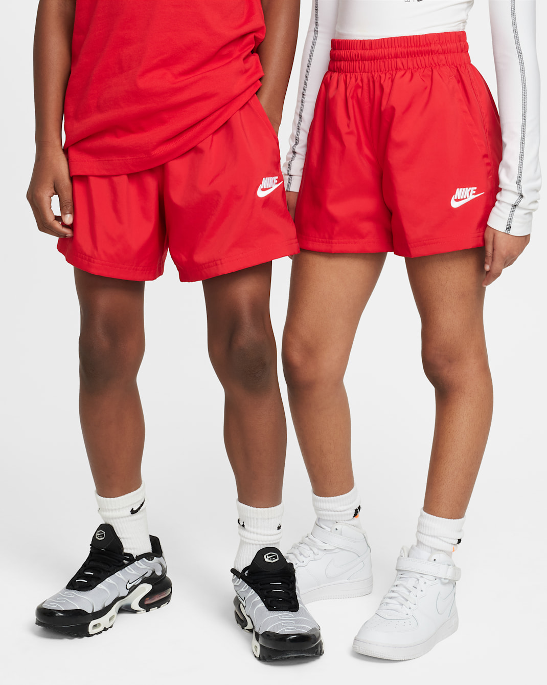 Nike Sportswear Club Big Kids' 4.5" Woven Shorts - University Red/White