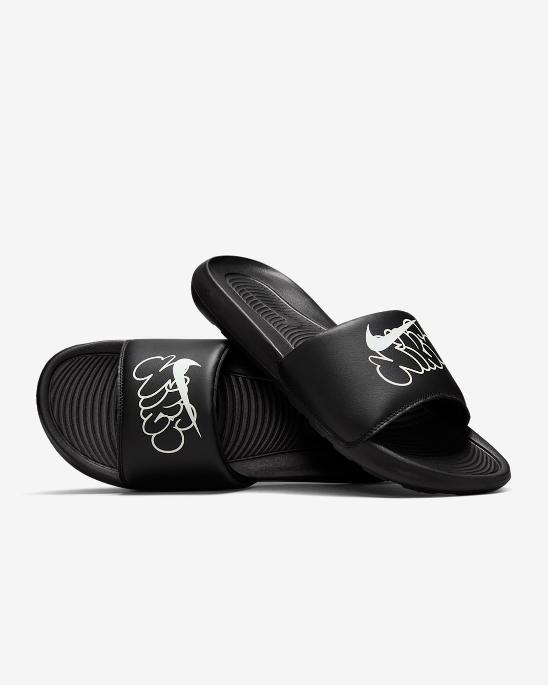 รองเท้าแตะผู้ชายแบบสวม Nike Victori One - ดำ/Sail/ขาว