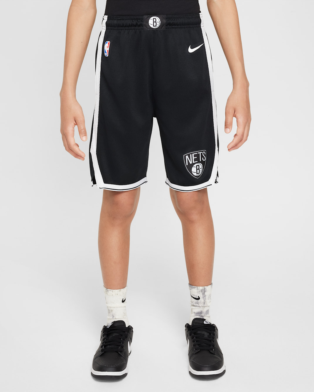 Spodenki dla dużych dzieci (chłopców) Nike NBA Swingman Brooklyn Nets Icon Edition 2023/24 - Czerń