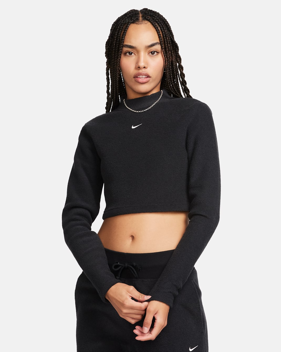 Playera de tejido Fleece cálida de cuello alto y manga larga de corte slim para mujer Nike Sportswear Phoenix Plush - Negro/Vela