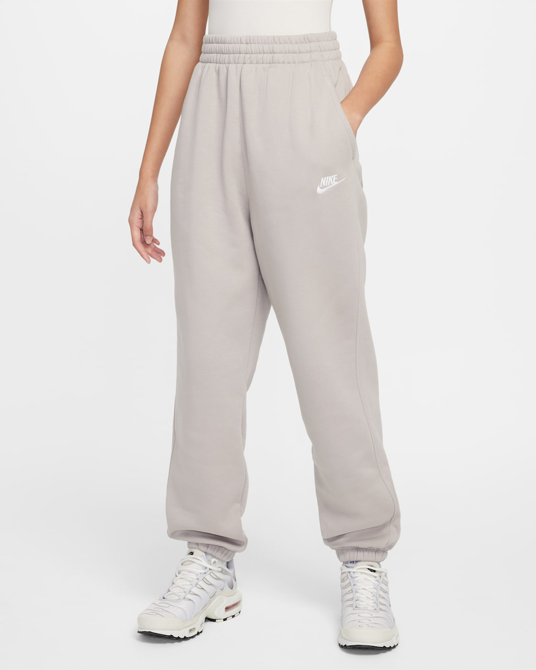 Nike Sportswear Club Fleece Older Kids' Loose Trousers - College Grey/College Grey/White