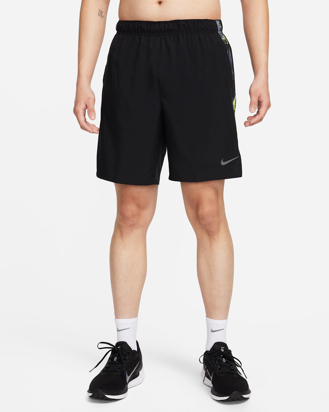 Nike Dri-FIT Challenger Studio '72 Men's 18cm (approx.) Unlined Running Shorts - Black/Black