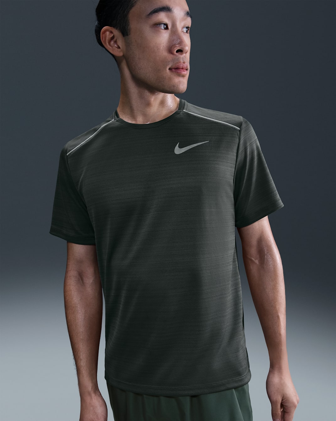 ナイキ Dri-FIT マイラー メンズ ショートスリーブ ランニングトップ - ビンテージグリーン/ヘザー