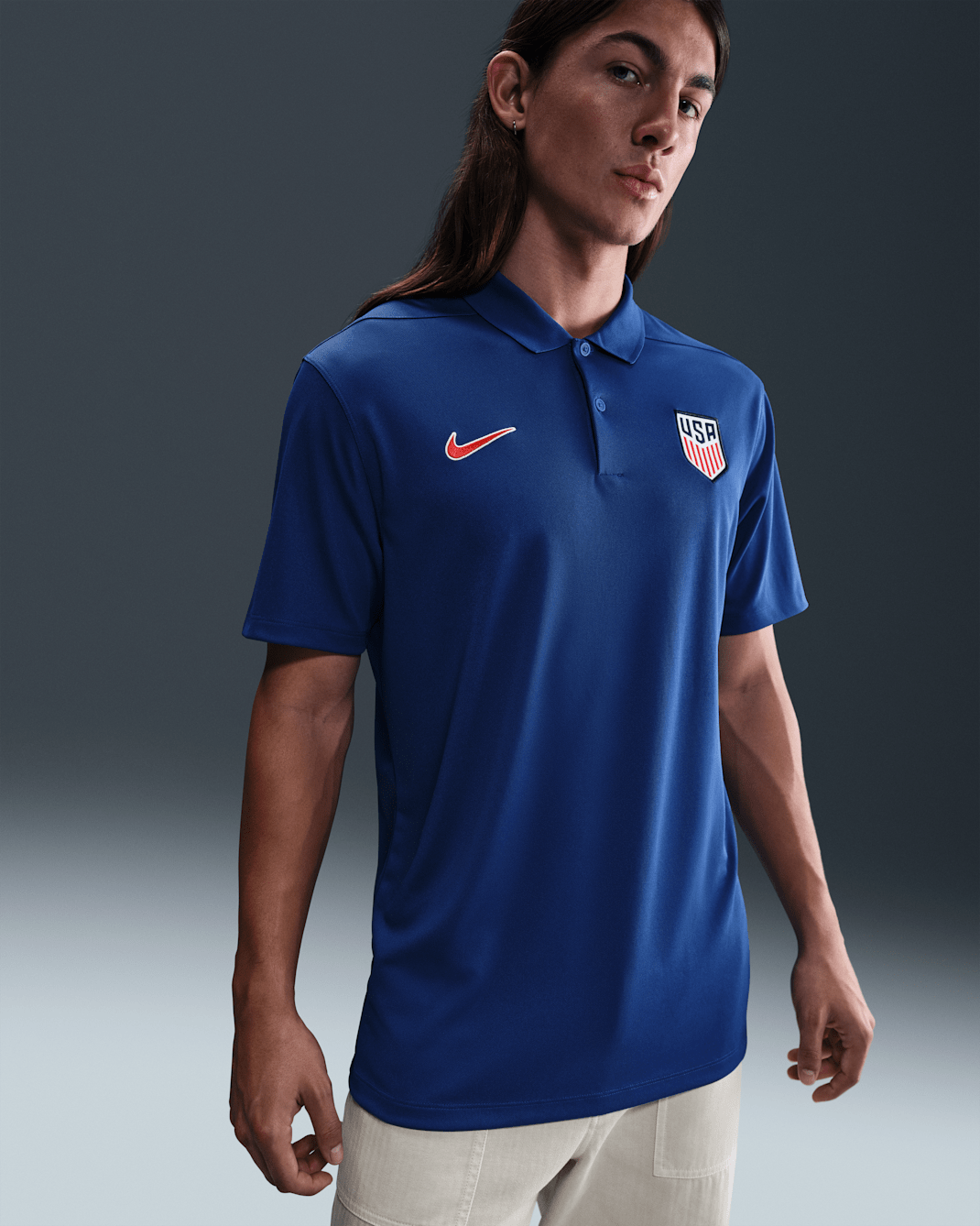 Polo de fútbol Nike Dri-FIT para hombre de la selección nacional de fútbol masculino de Estados Unidos Victory. - Azul enérgico/Rojo reto/Rojo reto
