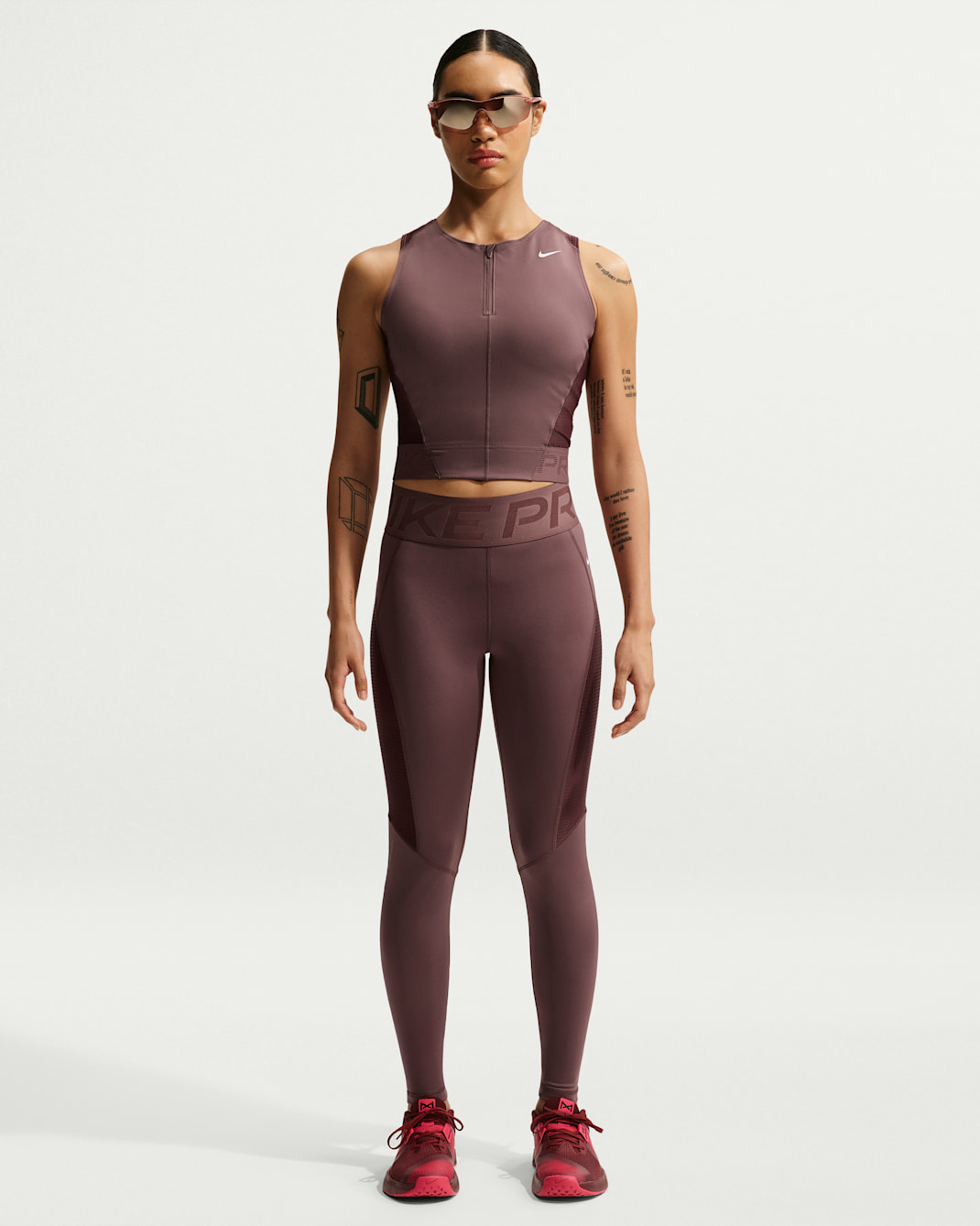 Nike Pro Sculpt leggings i 7/8 lengde med høyt liv til dame - Tattoo/Burgundy Crush/Hvit