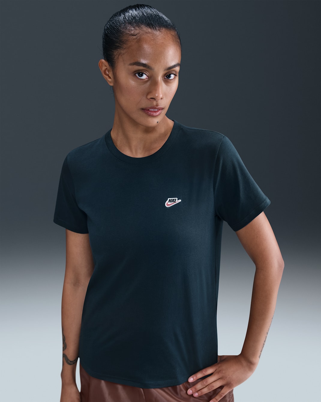 Nike Sportswear Women's T-shirt - Armoury Navy