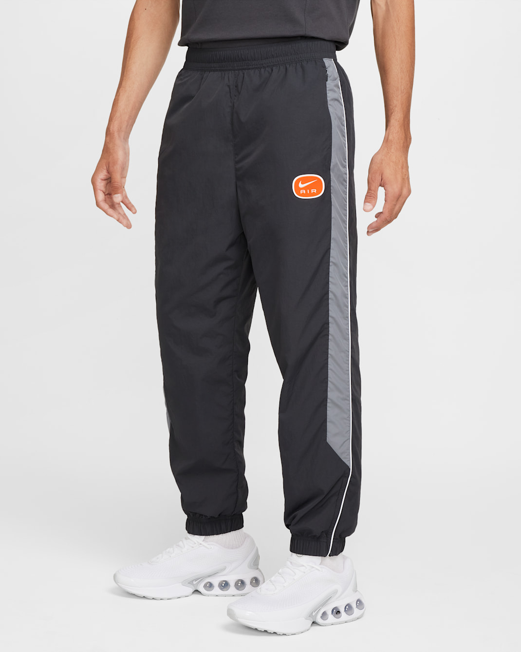 Calças entrançadas Nike Air para homem - Preto/Fir/Branco