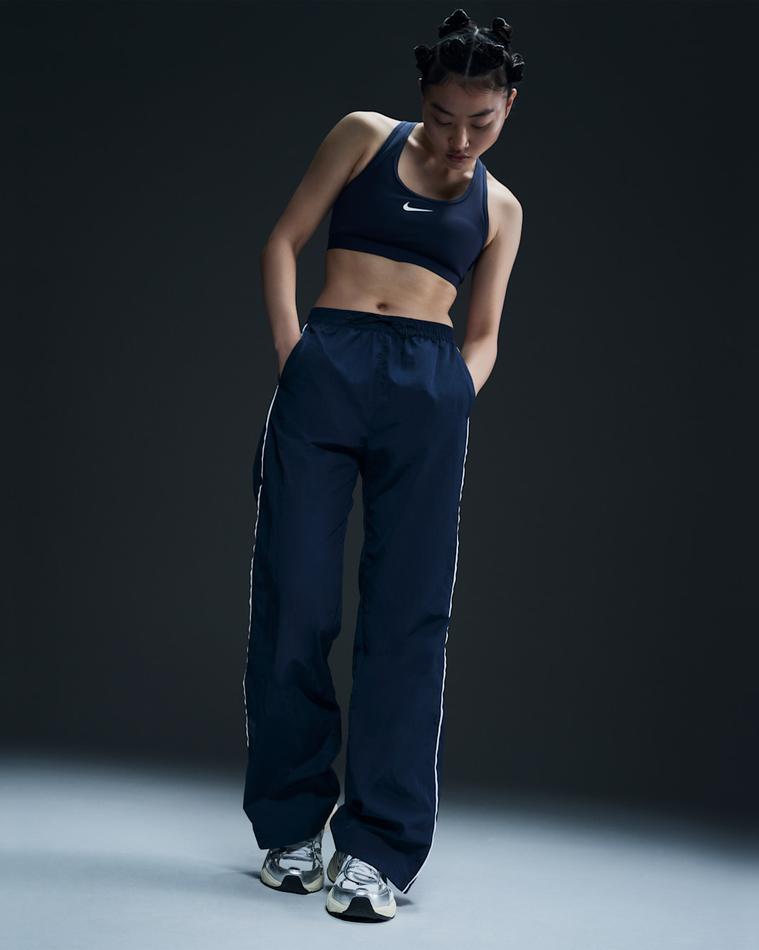 Nike Windrunner Women's High-Waisted Woven Open-Hem Trousers - Armoury Navy/White
