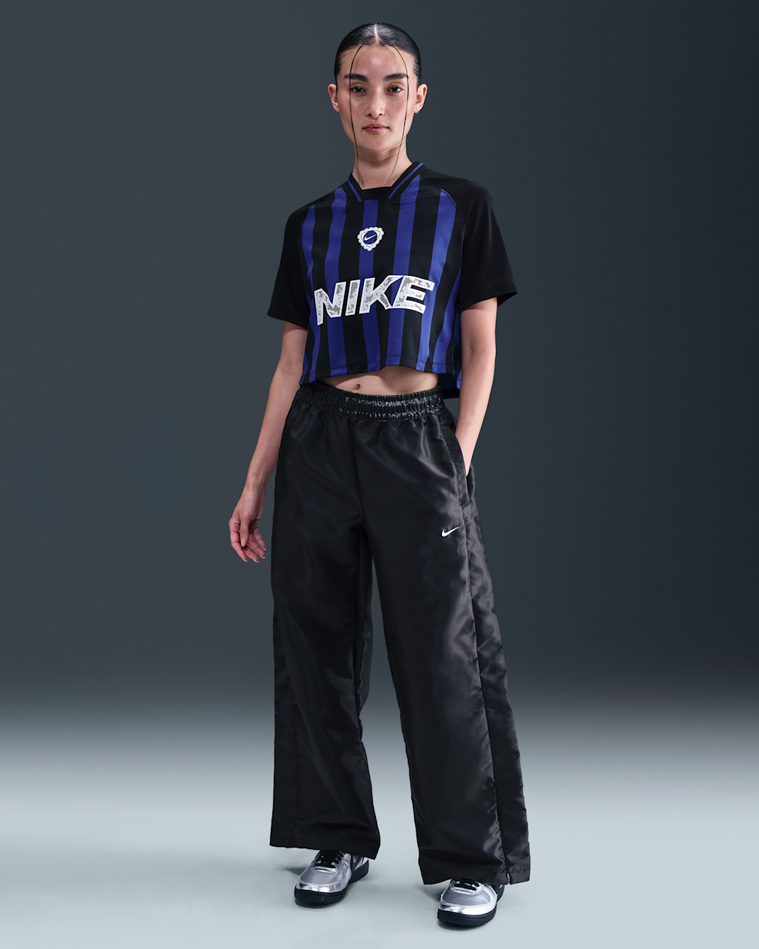 Nike Sportswear Windrunner Women's Trousers - Black/White