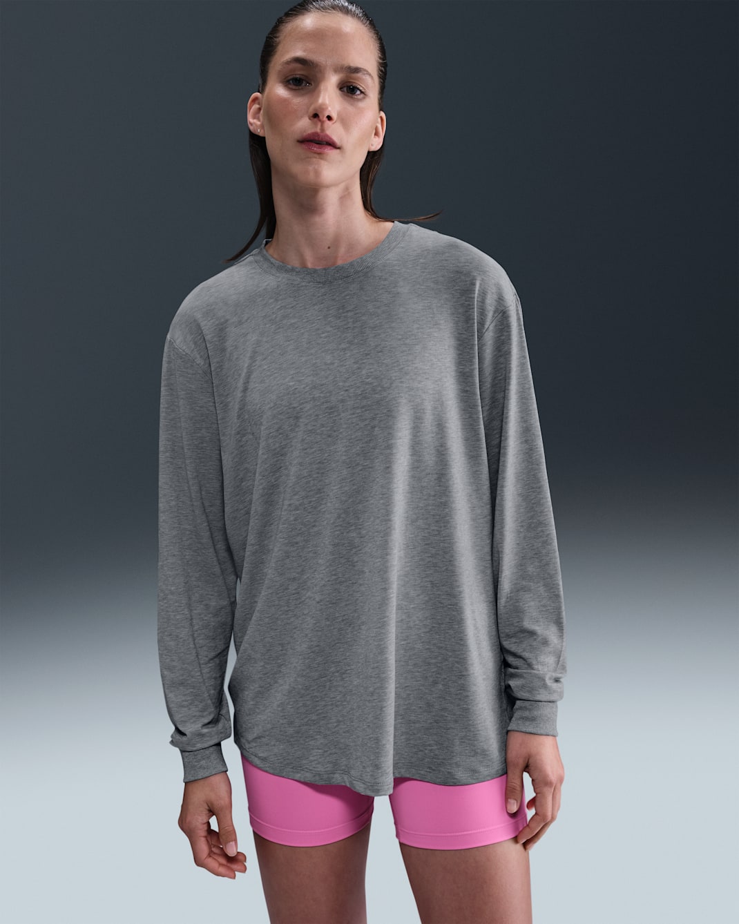 Dámské tričko Nike One Relaxed Dri-FIT s dlouhým rukávem - Smoke Grey/Heather/Černá
